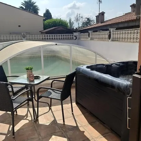 Espacio Con Piscina, Spa, Barbacoa Luxussátor Puebla de Vallbona